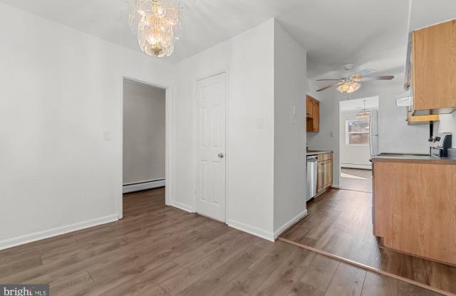 12814 EPPING Terrace Gallery 4