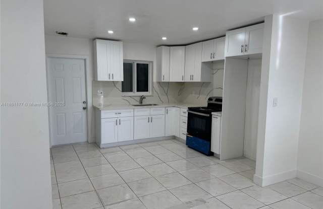 732 SW 6th St photos photos