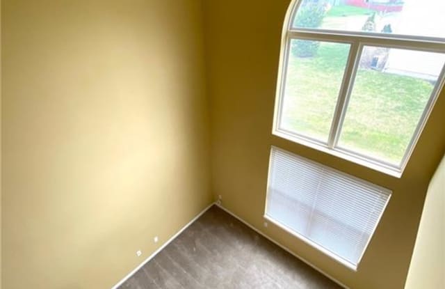 311 Bucknell Ct Gallery 4