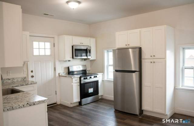 22 Brewster Street photos photos