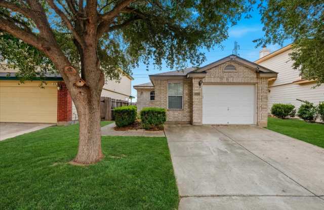Beautiful 3/2 Woodlake Terrace for Sale or Lease photos photos