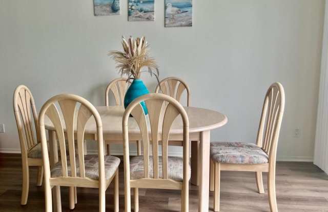 8482 Mariners Cove Drive Gallery 2