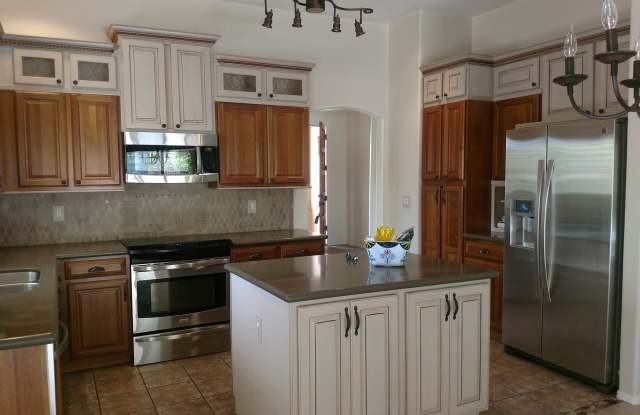 13611 N WOODSIDE Drive - 13611 N Woodside Dr, Fountain Hills, AZ 85268