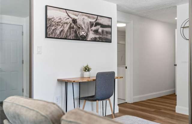 4104 N HUBERT AVENUE Gallery 3