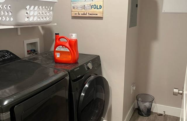 Spacious Townhome photos photos