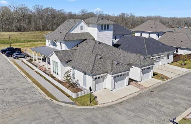 2757 Chenal Ct Gallery 2