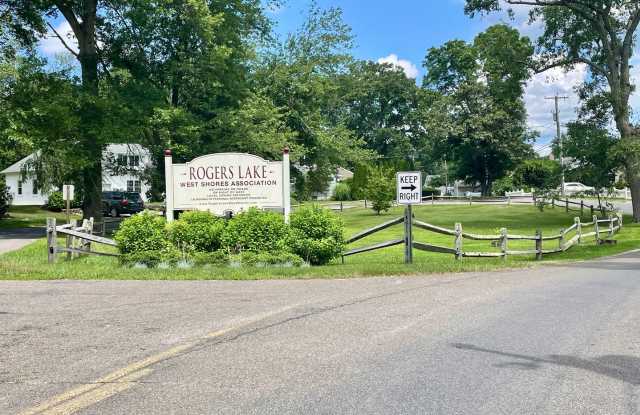 Lovely 3- Bedroom House in Old Lyme! Gallery 3