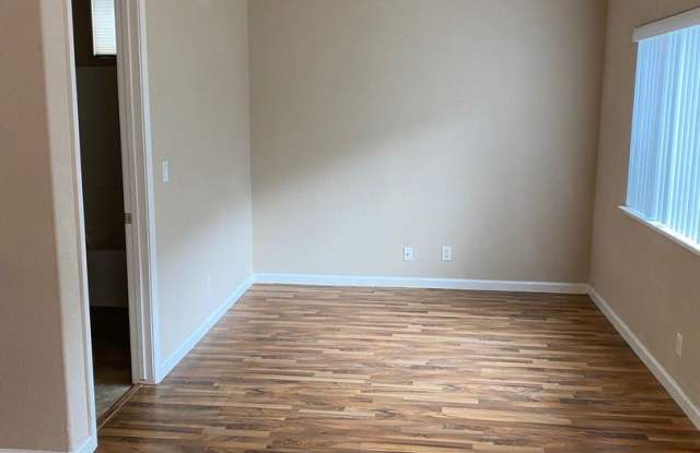 961 Sunset Meadows St Gallery 2