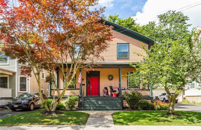 118 Hubbell Street - 118 Hubbell Street, Canandaigua, NY 14424
