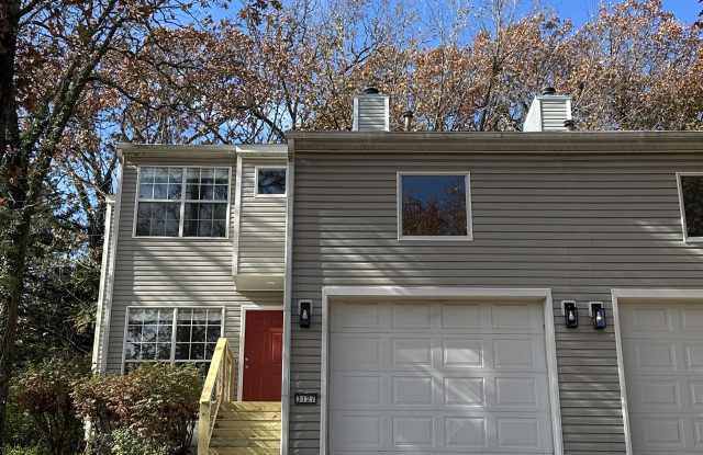 3127 North Kensington Court - 3127 North Kensington Court, Fayetteville, AR 72703