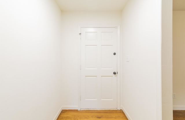 5020 Coronado Drive Gallery 3