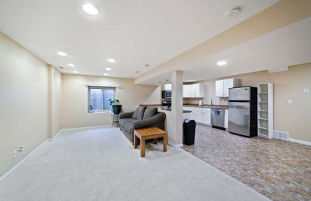 2 Bedroom Basement Unit in Eagle Mountain! Gallery 4