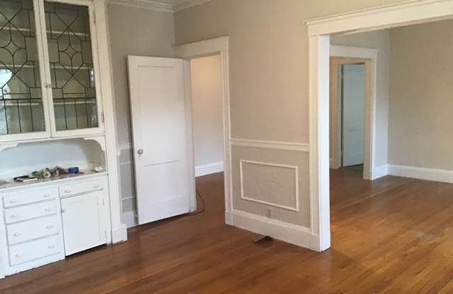 164 Thorndike St photos photos