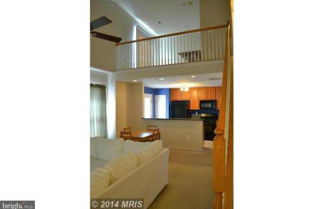 2068 ASTILBE WAY Gallery 3