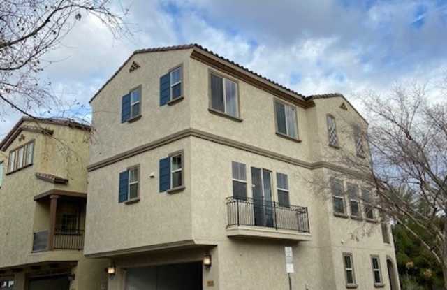 1636 East Dogwood Lane Gallery 3