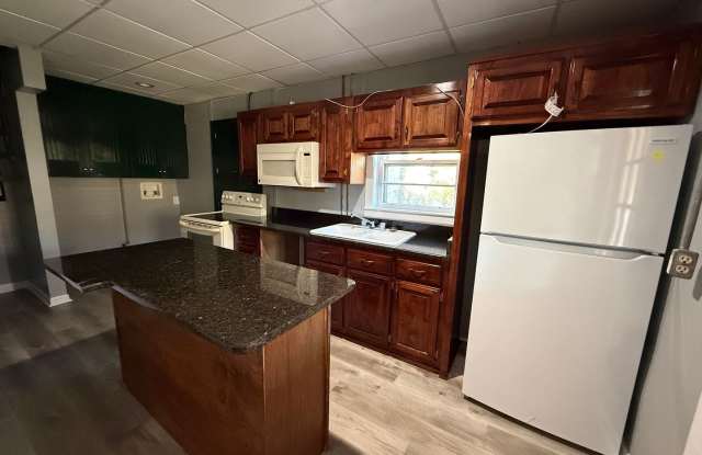 1 Bedroom, 1 Bathroom - Apartment in Shannon! - 269 West Hermitage Road Northeast, Shannon, GA 30161