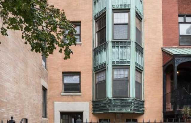356 West Dickens Ave. photos photos