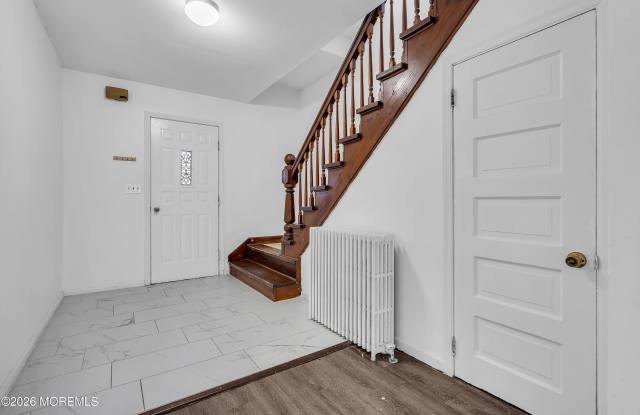 437 Willow Avenue Gallery 2