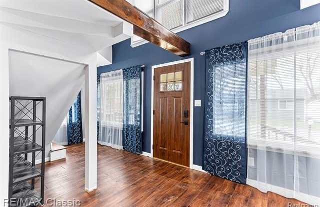 217 Endwell Street Gallery 2