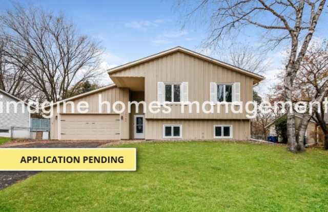 15709 Hayes Trail - 15709 Hayes Trail, Apple Valley, MN 55124