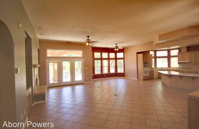 4950 Scarlet Oak Dr. Gallery 4