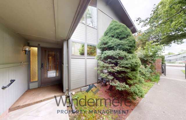 601 Village Way #13 - Located in Wildwood Village, 55+ Community - Under 55 Upon Approval Gallery 3