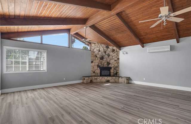 6594 Naomi Avenue Gallery 2
