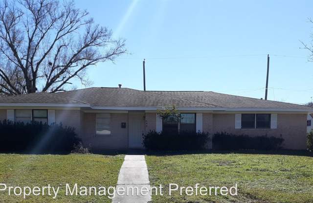 311 Pamela Dr - 311 Pamela Drive, Baytown, TX 77521
