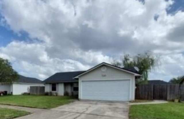 7809 ALLSPICE CIR E - 7809 Allspice Circle East, Jacksonville, FL 32244