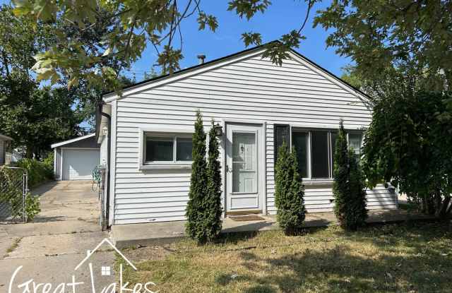 Stunning 3 Bedroom 1 Bathroom now available for rent photos photos