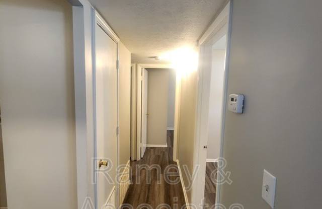 5403 Bramble Gallery 4