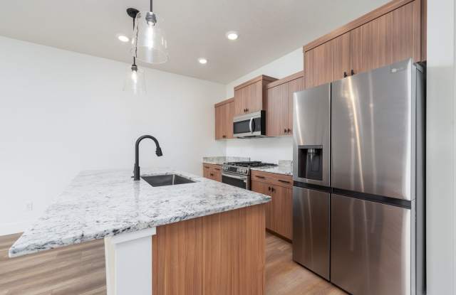 Row Home with 1 car garage 2 bed, 2.5 bath photos photos