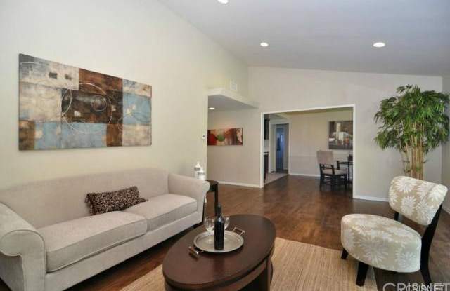 19761 Chase Street Gallery 4