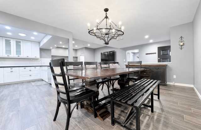 6846 N 72nd Place Gallery 2