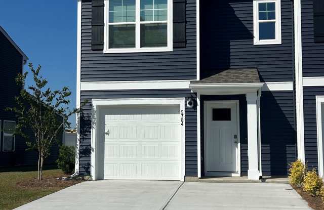 Brand new townhome in Leland! Gallery 2