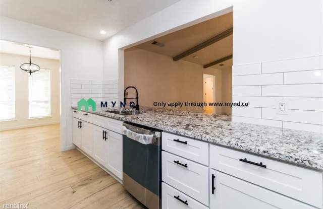 3821 Goodfellow Dr Gallery 4