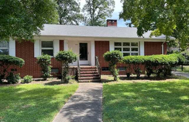 1104 Belvedere Drive photos photos