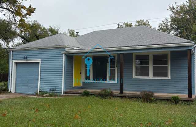 $1550 - 3 bedroom / 2 bathroom - Single Family Home Gallery 1