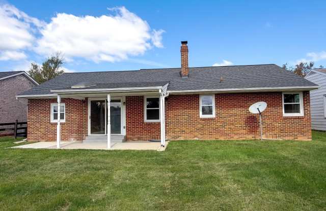 302 DILLER Road Gallery 2