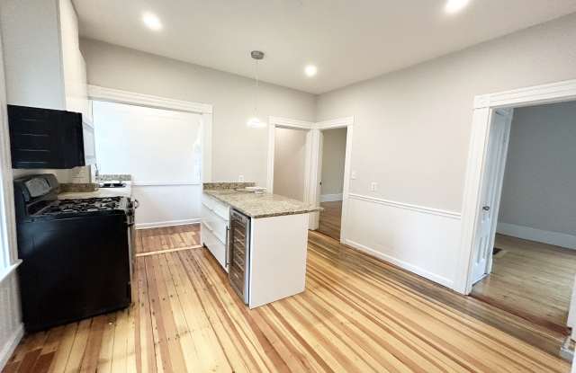 12 Buttonwood St photos photos