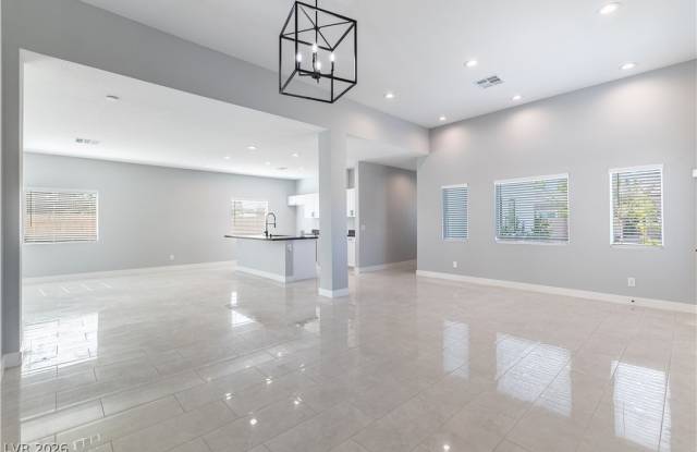 2560 Bonano Court Gallery 2