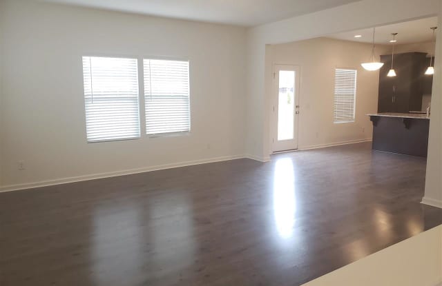 1826 Iron Horse Road Gallery 3