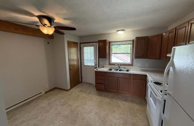 3226 Oak Knoll Drive - 4 Gallery 2