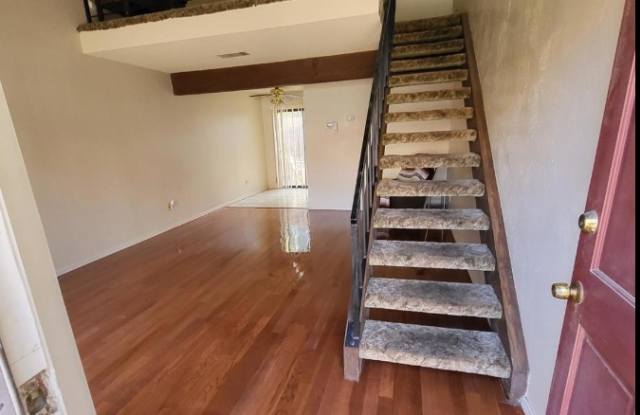 942 Greenfield Avenue - 1 Gallery 4