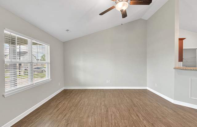 258 Breakwater Drive Gallery 3