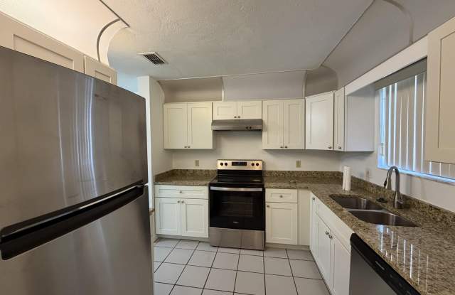 1105 Deer Springs Road Gallery 3