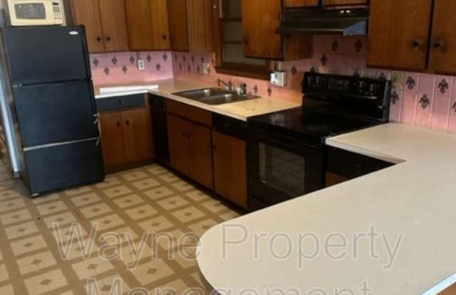 639 2nd St photos photos