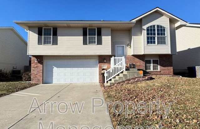 7355 S 20th - 7355 South 20th Street, Lincoln, NE 68512