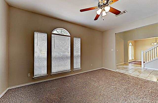 1716 Trinity Hill Gallery 2