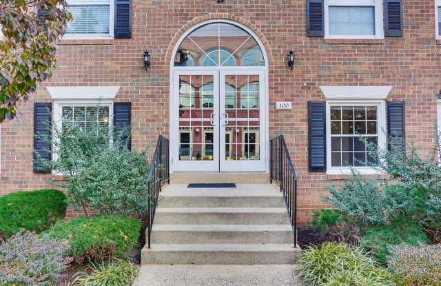 100 CHURCH STREET NW - 100 Church Street Northwest, Vienna, VA 22180